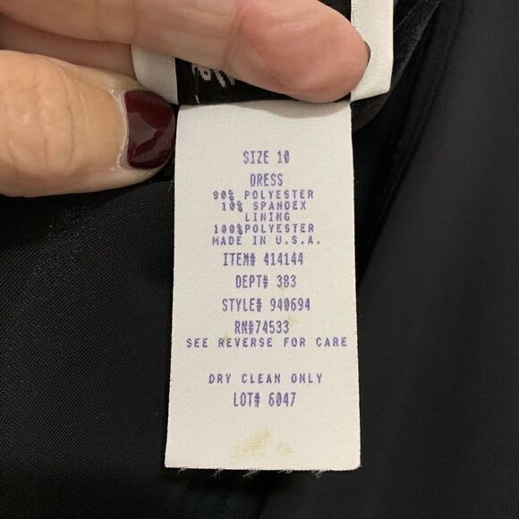 Jeffrey and Dara Evenings by Tom Barra Black Lace and Velvet Gown - Picture 4 of 5